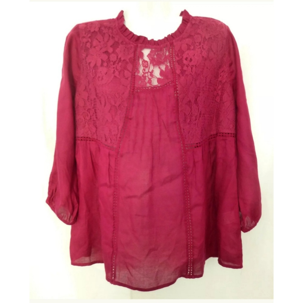 Red Camel Top Blouse Size S Loose Fit Crew Neck